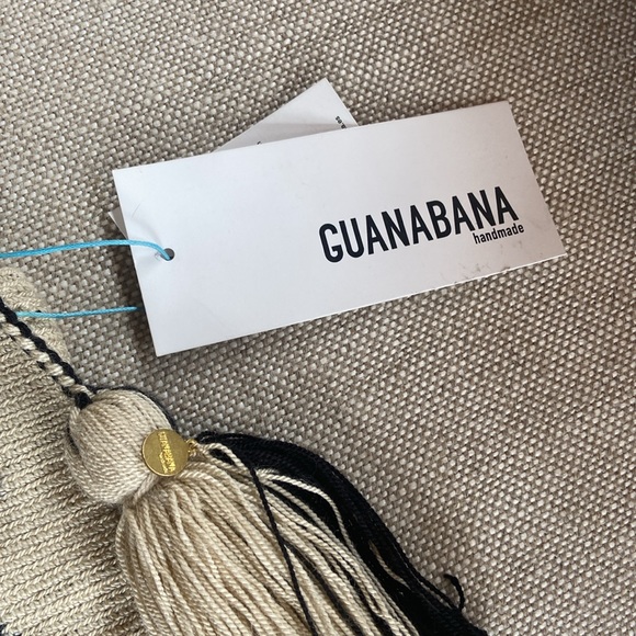 Guanabana Zip Pouch Clutch with Tassel - Picture 3 of 7